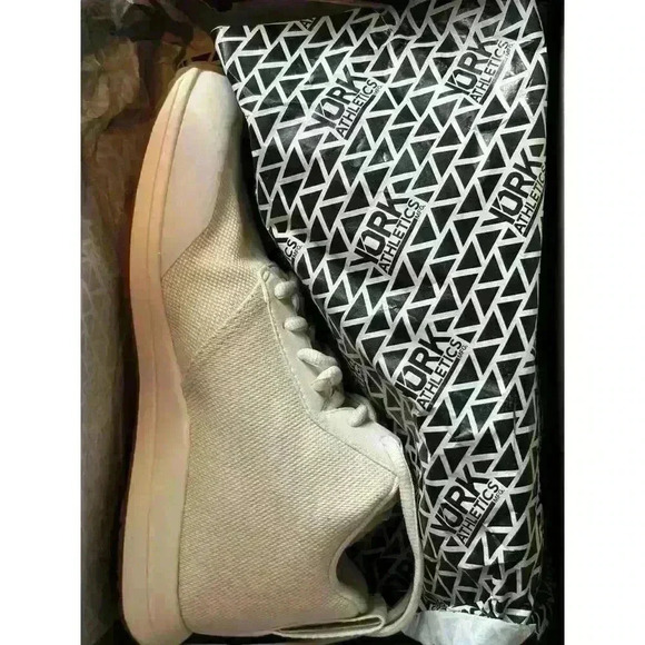 YORK ATHLETICS THE HENRY MID TRAINER IN BONE/GUM WOMEN 7 / EU 37.5 New in Box! - Picture 8 of 9